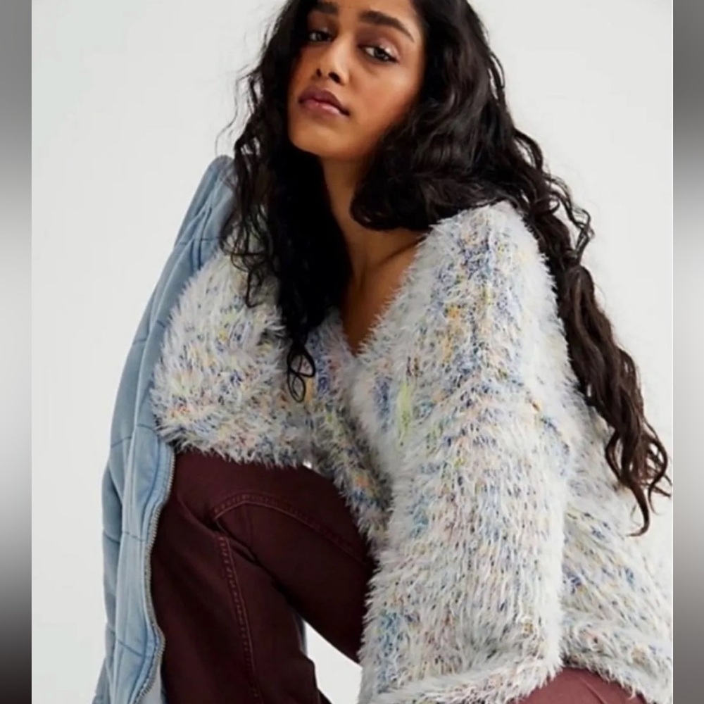 FREE PEOPLE eyelash sweater v-neck fuzzy balloon sleeve knit blue multicolor